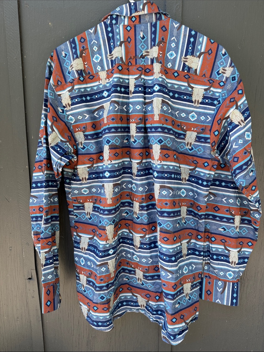 Ariat Men’s Southwestern Pattern Button-Down Shirt in Blue and Brown - Picture 6 of 6